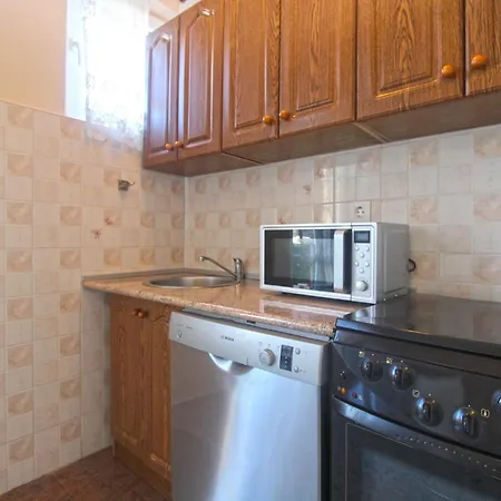 Nada 2215 Apartman *