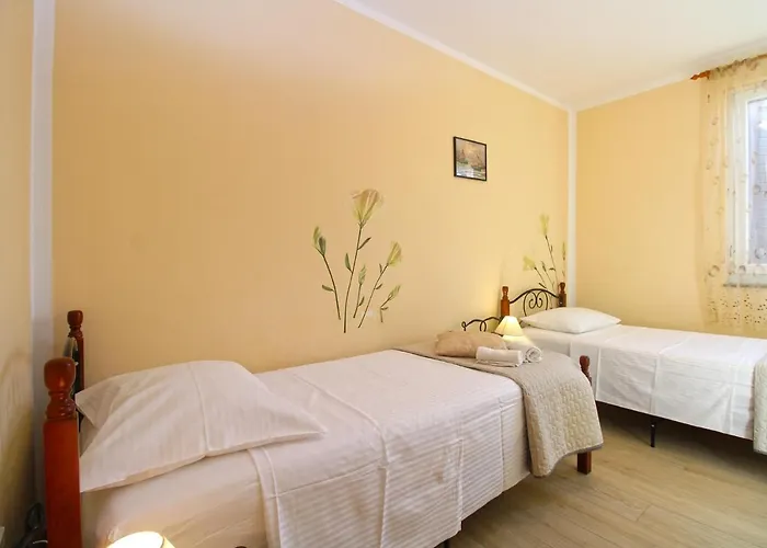 Nada 2215 Apartman Fažana